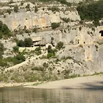 Apartamento De Lucien Entre Arles, Nimes, Avignon. *
