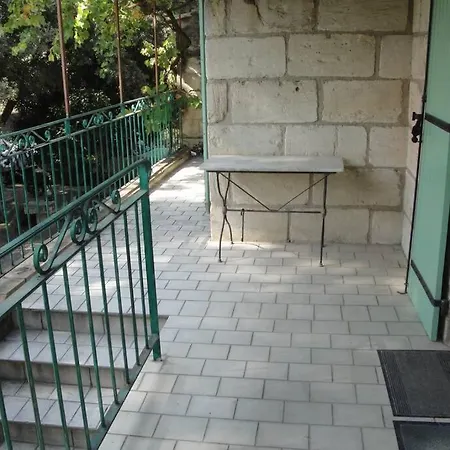 Appartamento De Lucien Entre Arles, Nimes, Avignon.