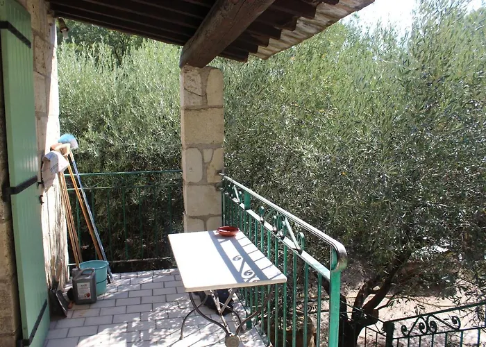 Apartamento De Lucien Entre Arles, Nimes, Avignon.