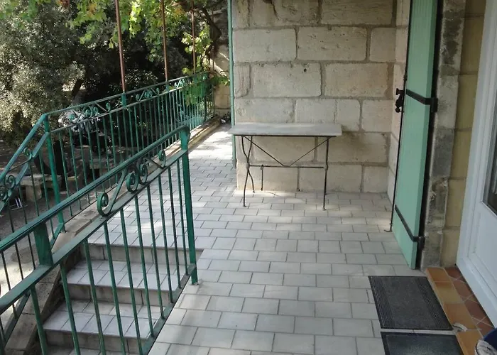 Apartamento De Lucien Entre Arles, Nimes, Avignon.